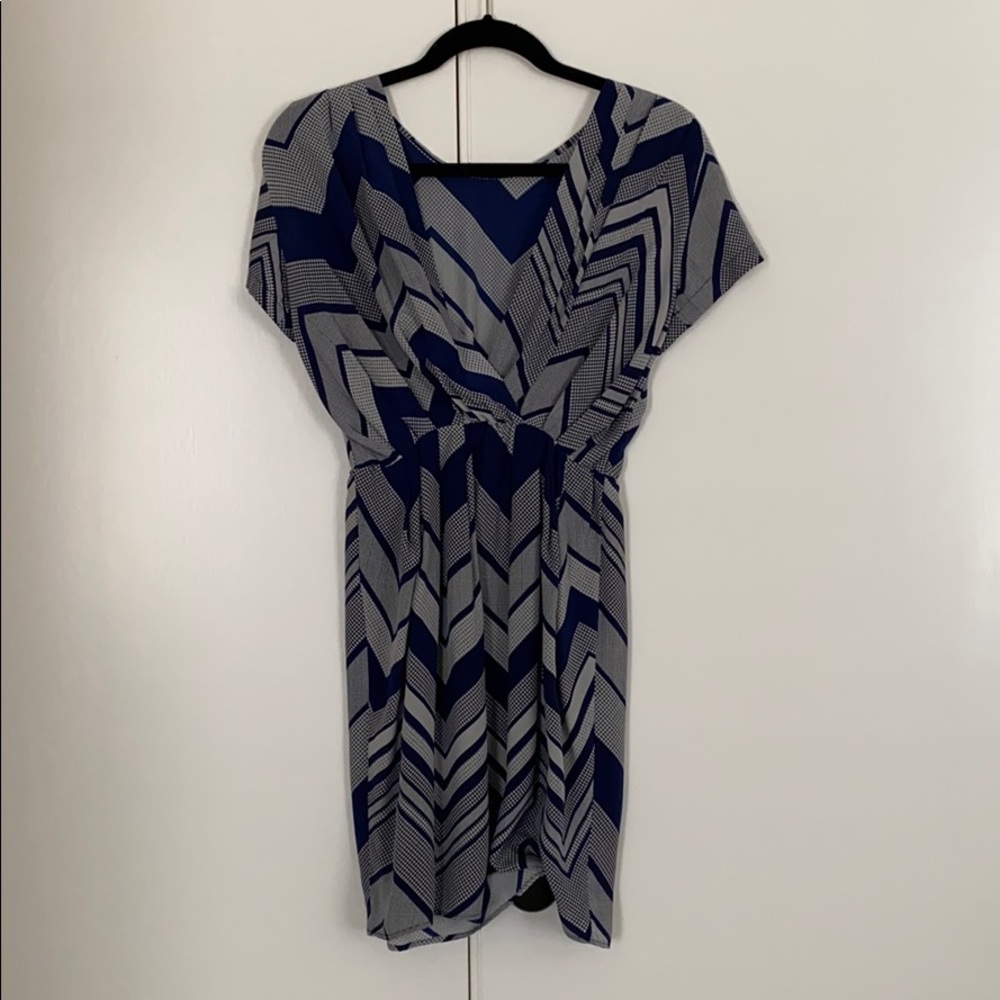 Amanda Uprichard patterned blue patterned dress.